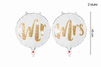 Twee ronde zilverkleurige folieballonnen met gouden Mr en Mrs opdruk en een aangegeven diameter van 45 cm.